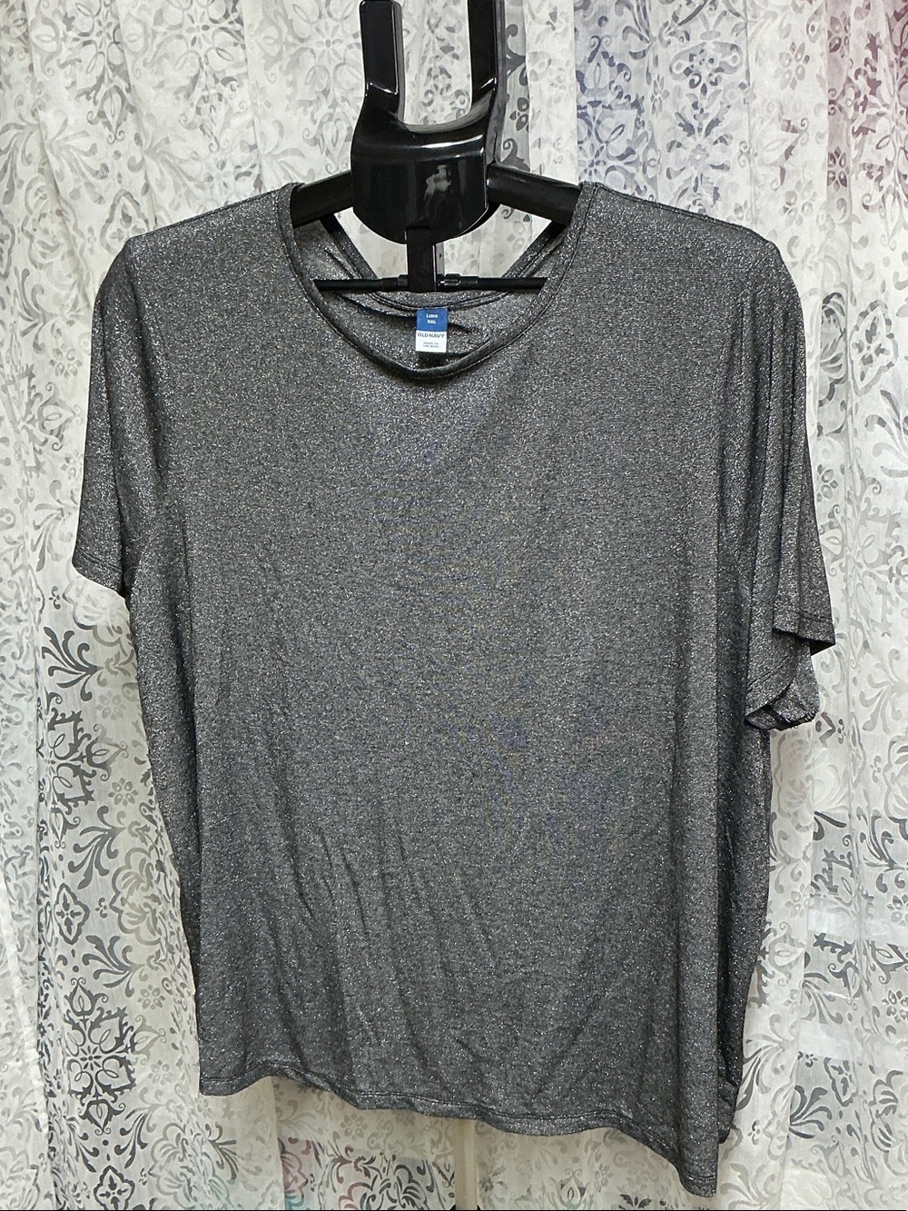 ❤️ Old Navy Women's Luxe Sparkle Crew Neck Shirt - Metallic Gray XXL